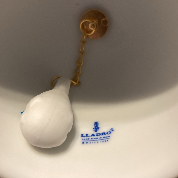 Lladro Christmas Bell with original hanging ribbon and box 1988 - Picture 11 of 11